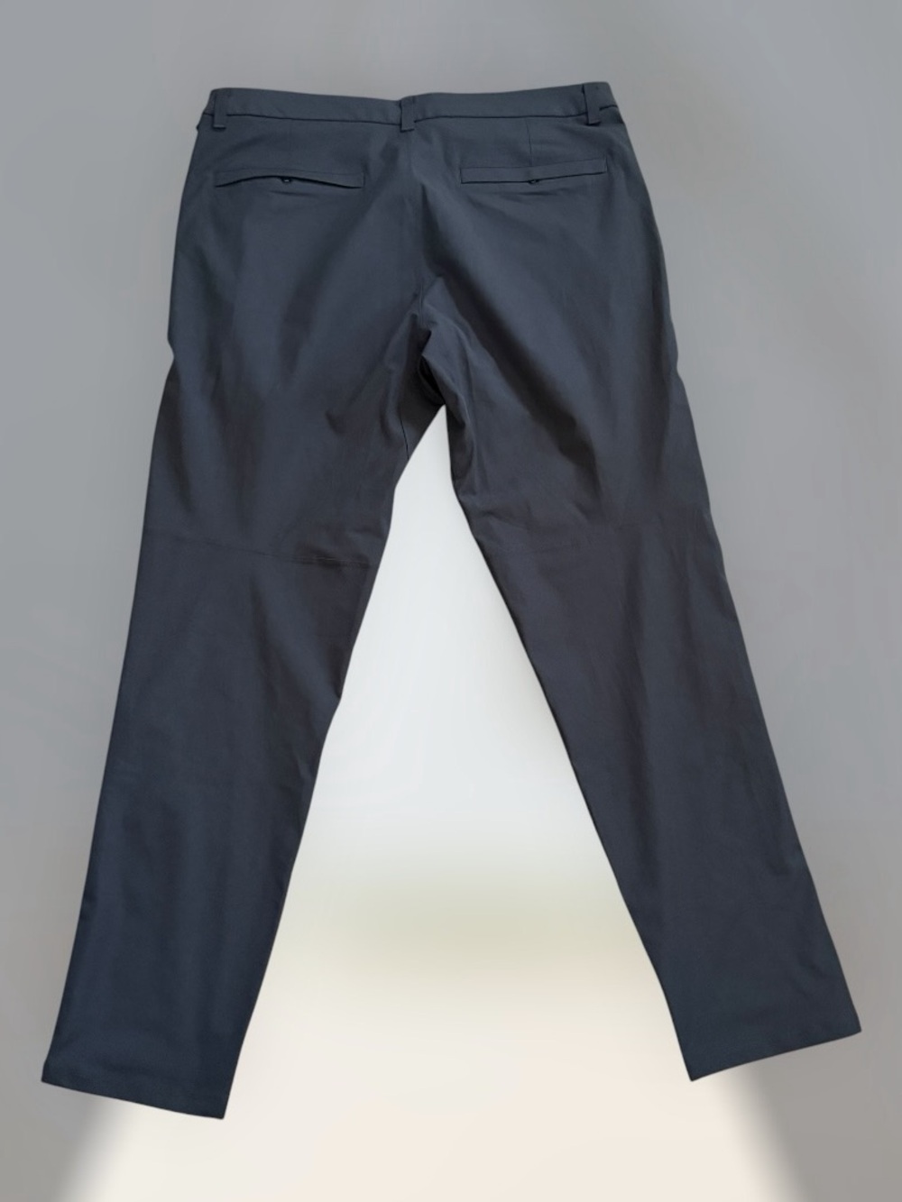 Men’s Lululemon Commission Pant Classic
34" *Canvas
Graphite Gray - Picture 5 of 5